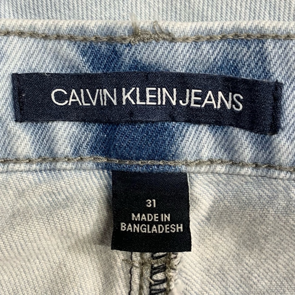 Calvin Klein~NWT~Women’s Mid Rise Slim‎ Boyfriend Light Wash Jeans~Sz 31 - Picture 6 of 15